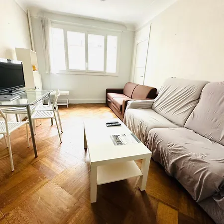 90 Cambronne * Paris